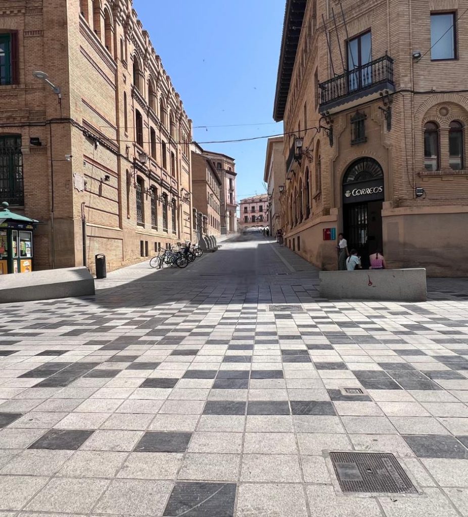 Peatonalización Cosos de Huesca Altoaragonesa de Ingeniería Civil