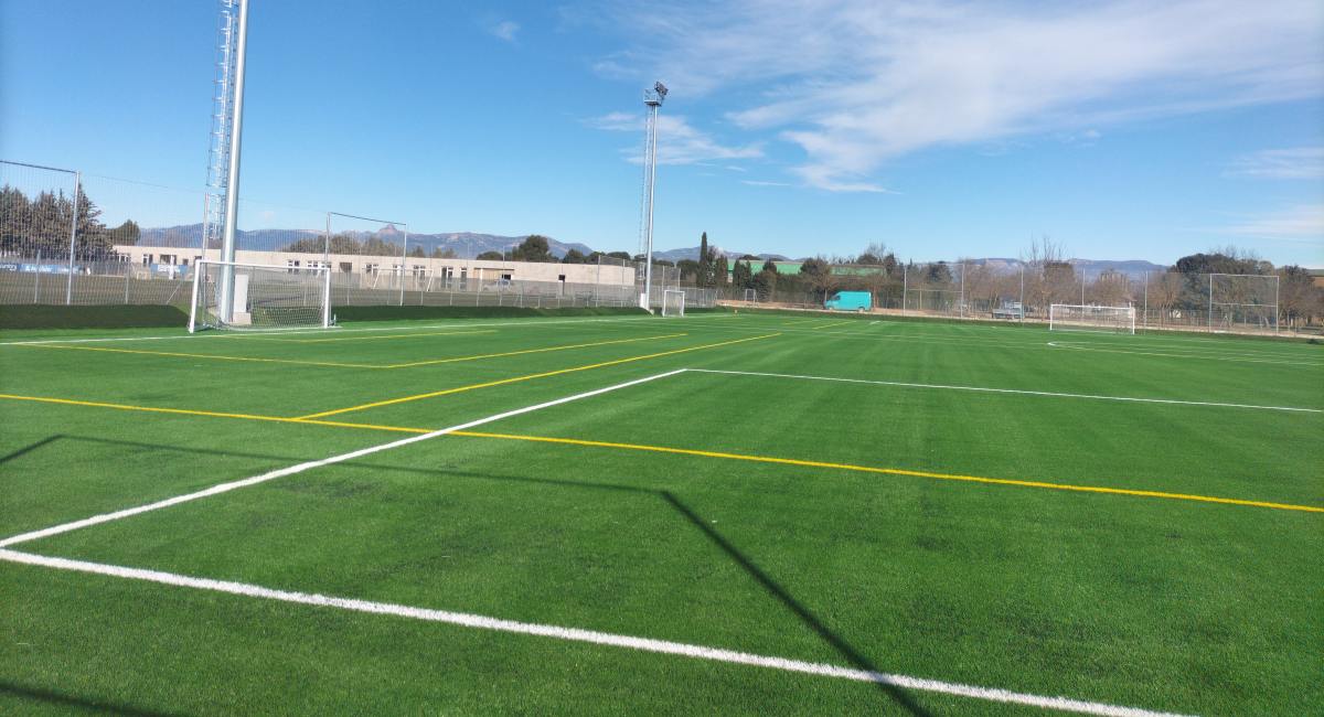 campo de futbol 3 IES Pirámide Huesca Altoaragonesa de Ingeniería Civil (2)